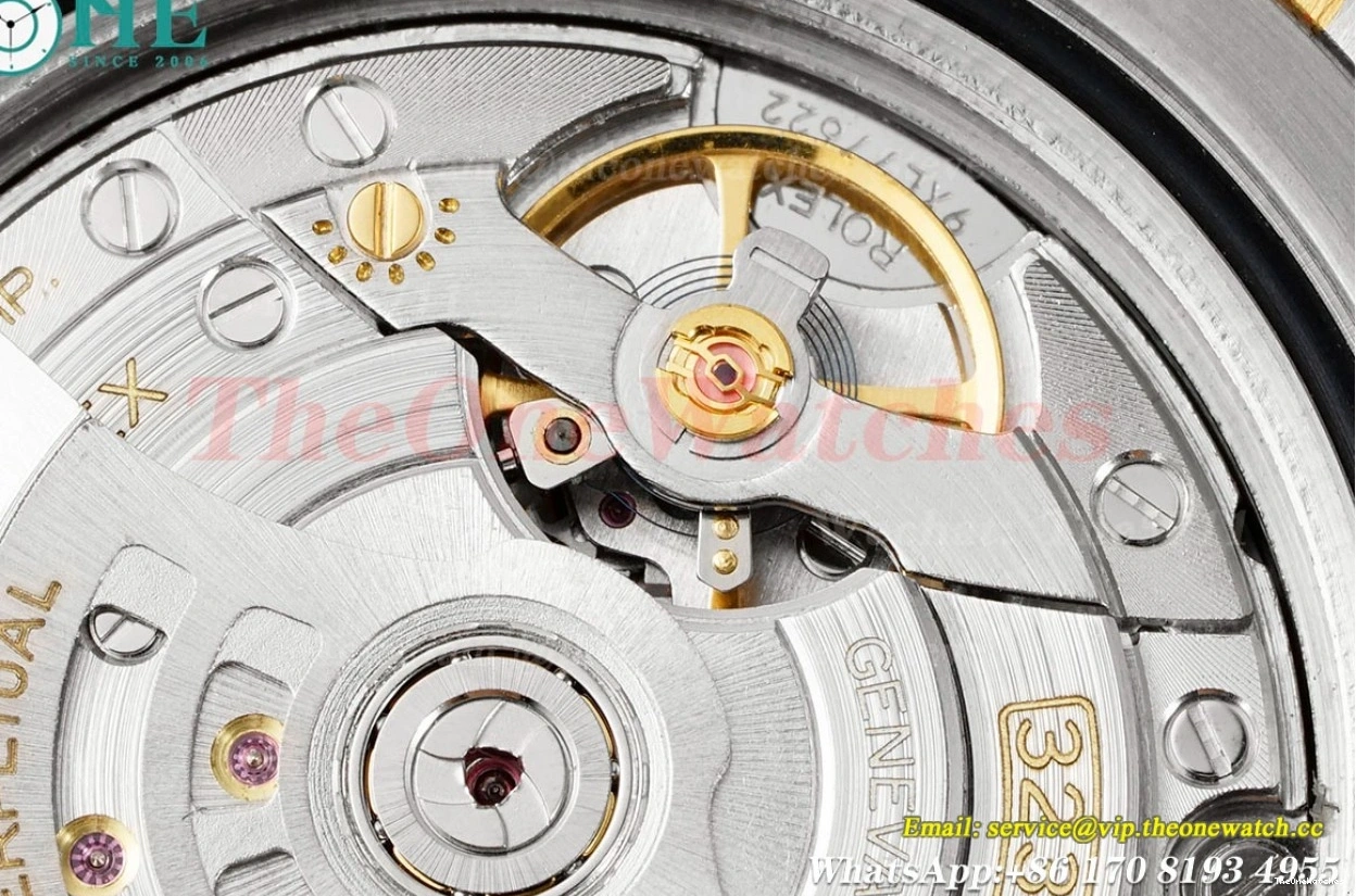 KF 126603LN 43mm Black SeaDweller YG Wrapped SS VR3235 Dot 0201